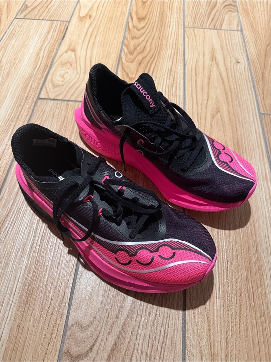 Amazon.com | Saucony Women Saucony Endorphin with Speedroll technology size 9.5 Womens Running Shoes